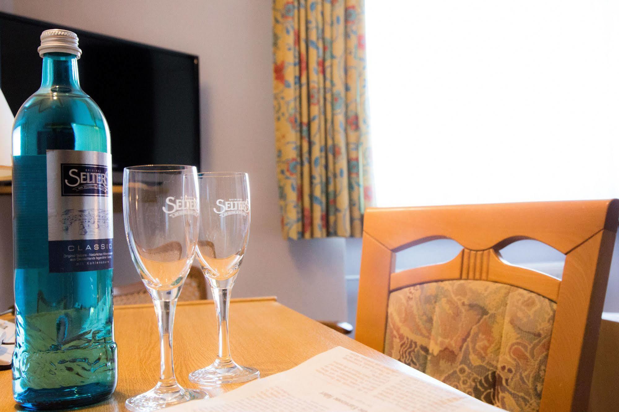 Hotel Herrnbrod & Staendecke Dreieich Luaran gambar